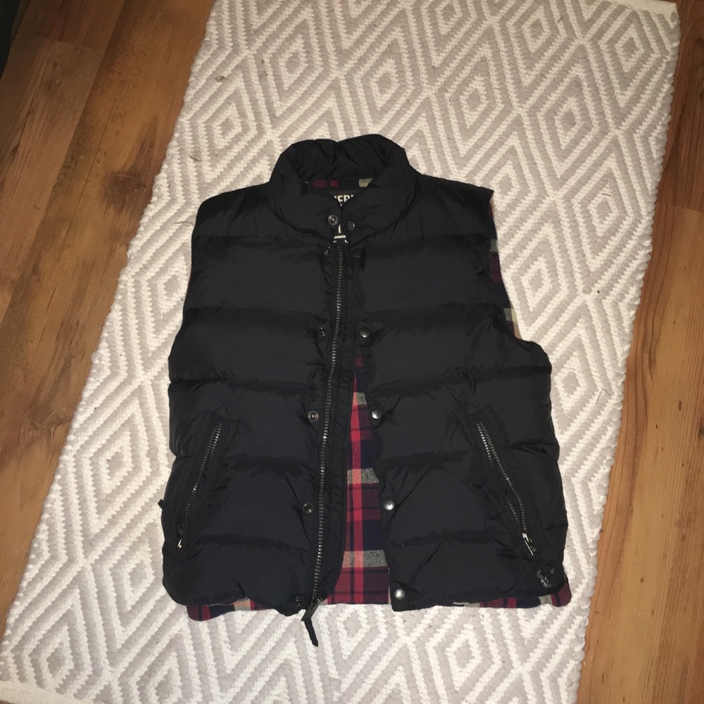 Black Puffer Vest!